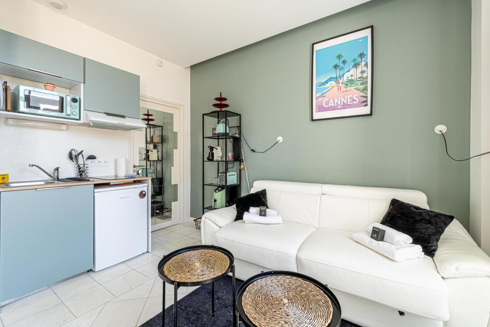 Private - Small Studio For Two At 5 Minutes From Croisette كان المظهر الخارجي الصورة
